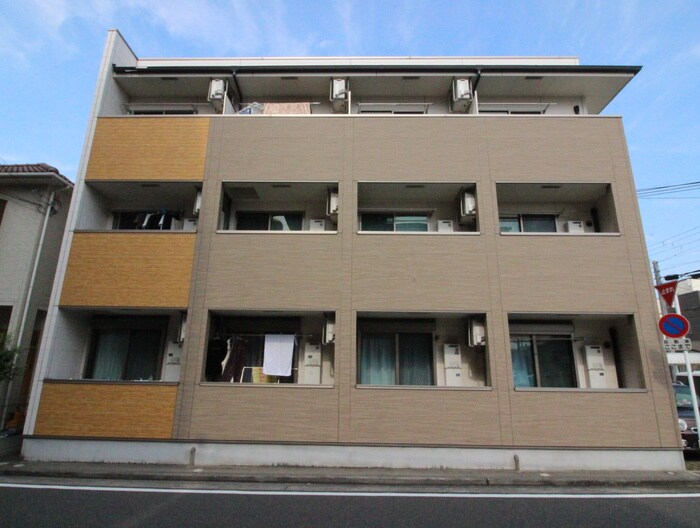 物件外観写真2　(外観写真)