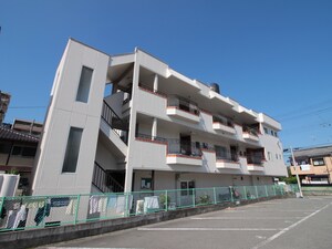 ハイツ中秀外観写真