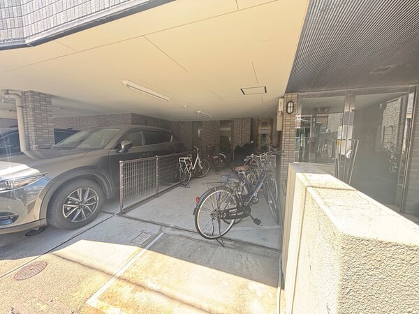 駐輪場