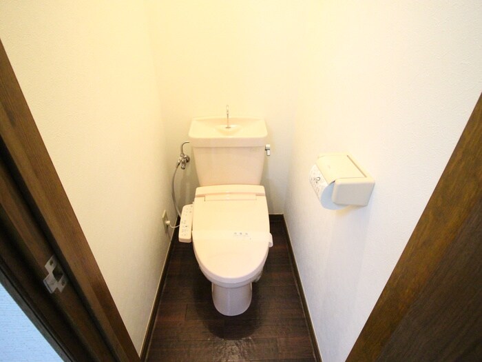 物件内観写真10　(トイレ)