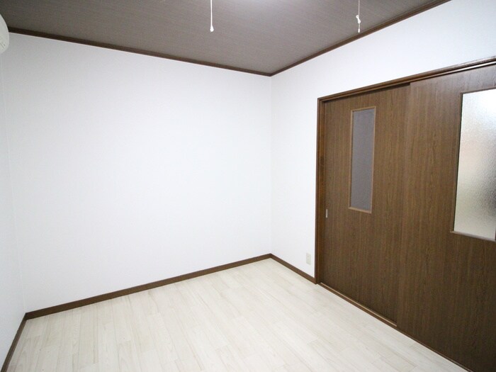 物件内観写真12　(居室)