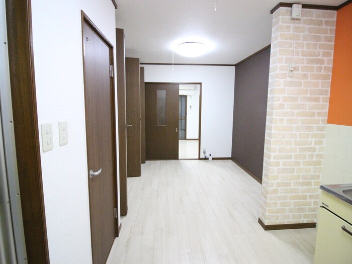 物件内観写真13　(居室)