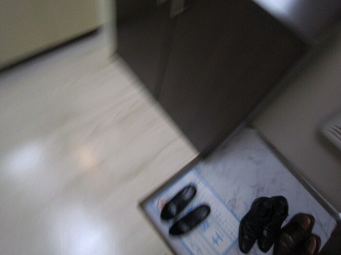 物件内観写真16　(玄関)