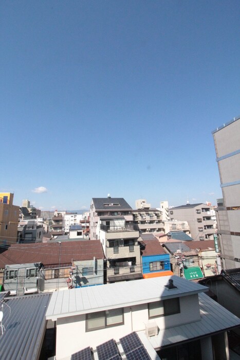 物件内観写真17　(室内からの展望)