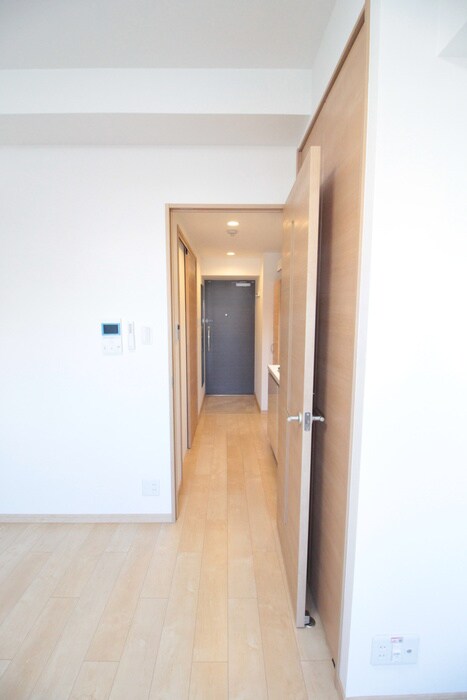 物件内観写真21　(廊下)