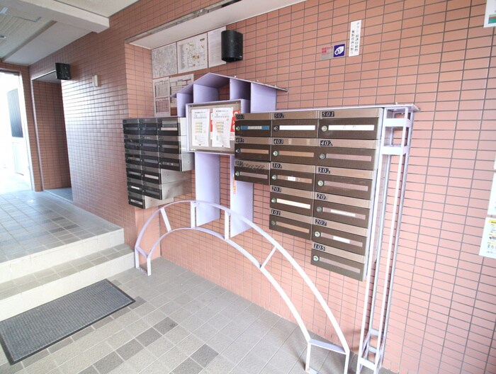 物件外観写真6　(建物設備)