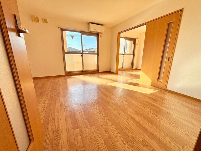 物件内観写真7　(居室)