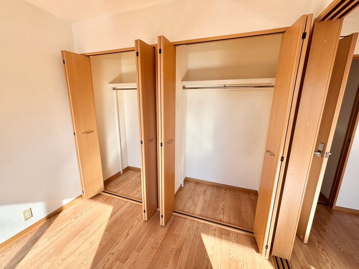 物件内観写真13　(収納)