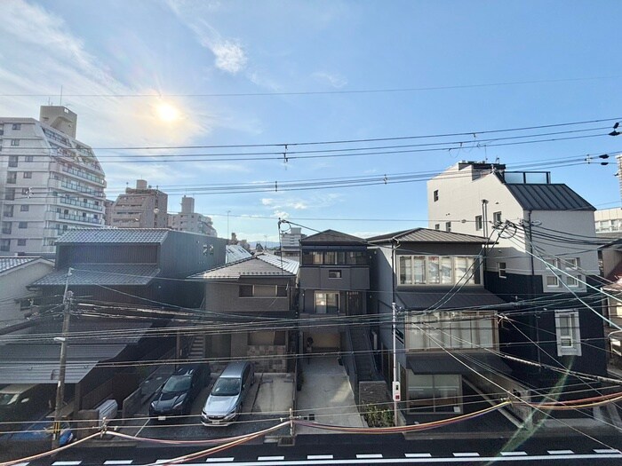 物件内観写真15　(室内からの展望)