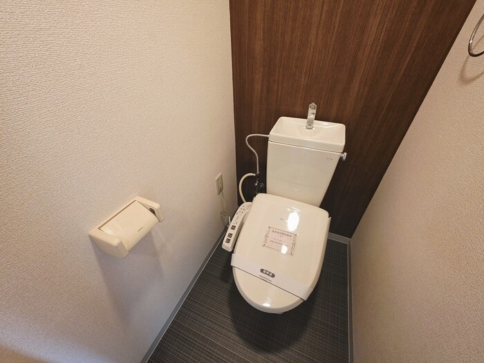 物件内観写真10　(トイレ)