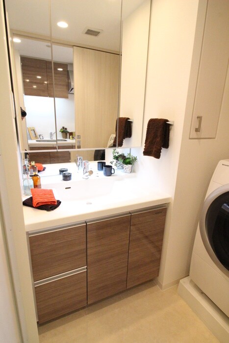 物件内観写真11　(洗面)