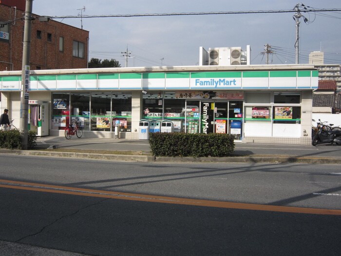 ファミリーマート