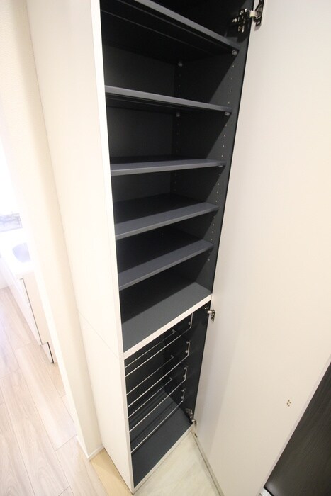 物件内観写真15　(靴箱)