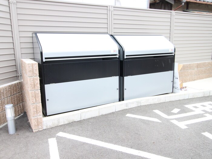 物件外観写真6　(建物設備)