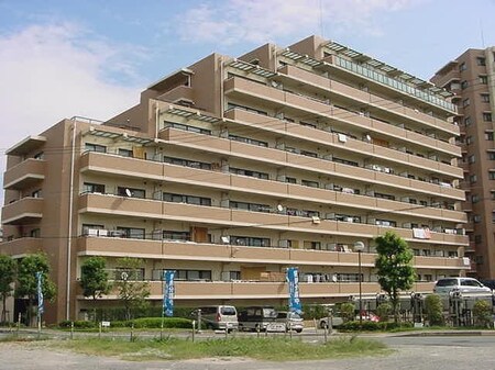 ﾀﾞｲｱﾊﾟﾚｽ吹田ｶﾞｰﾃﾞﾝｺｰﾄ４番館外観写真