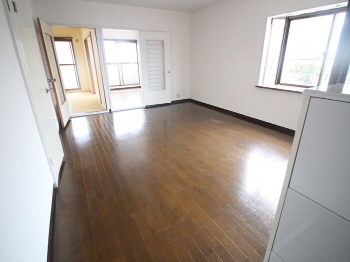 物件内観写真6　(居室)