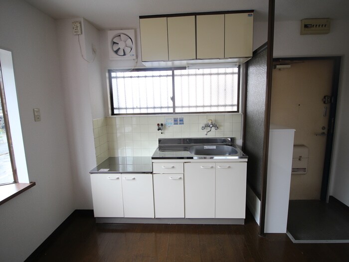 物件内観写真8　(キッチン)