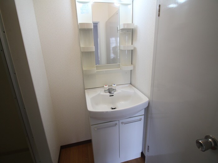 物件内観写真10　(洗面)