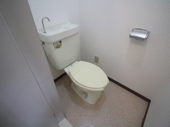 物件内観写真11　(トイレ)