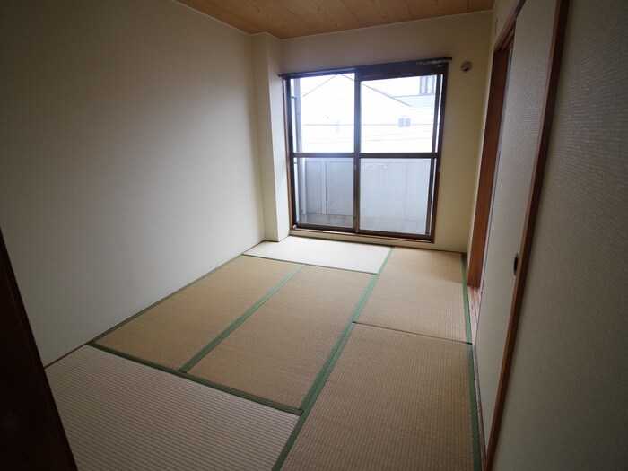 物件内観写真12　(居室)