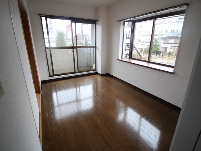 物件内観写真13　(居室)