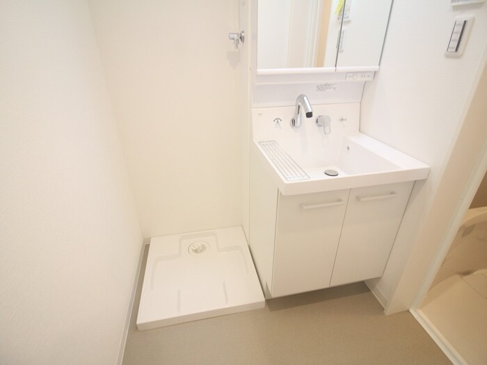 物件内観写真19　(洗濯機置場)