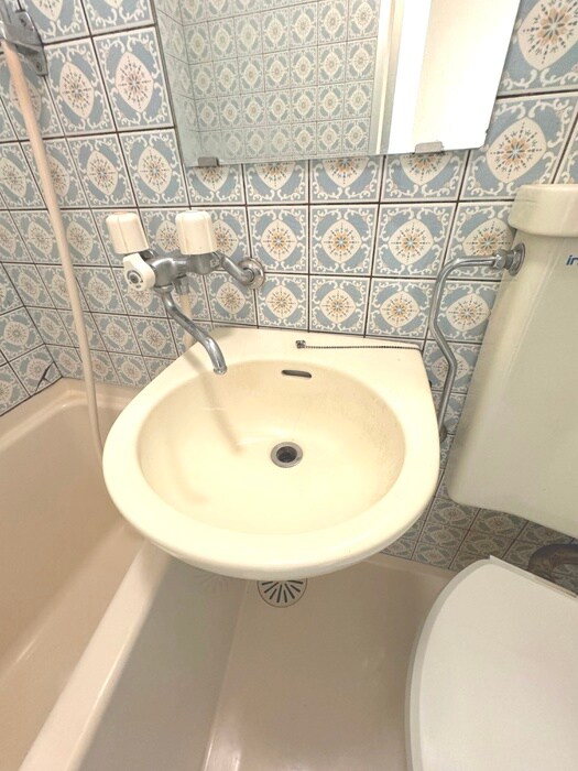 物件内観写真9　(洗面)