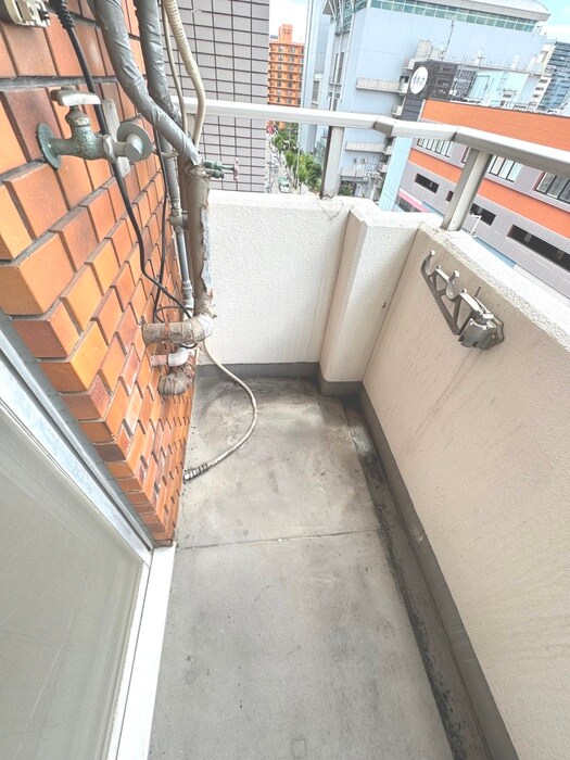 物件内観写真10　(洗濯機置場)