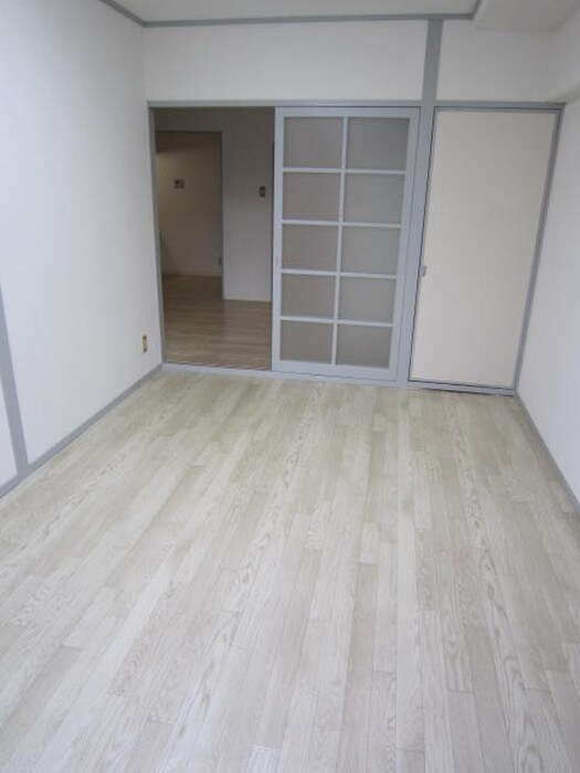 物件内観写真12　(内観写真)