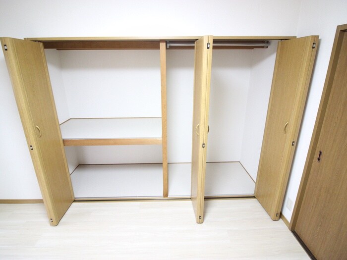 物件内観写真14　(収納)