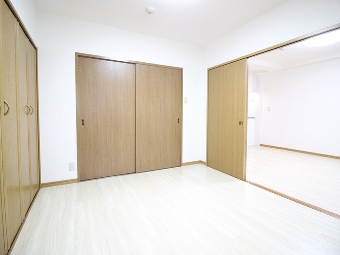 物件内観写真15　(居室)