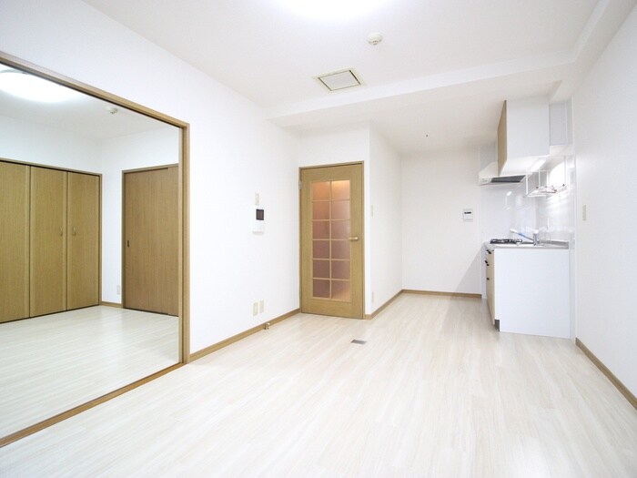 物件内観写真16　(居室)