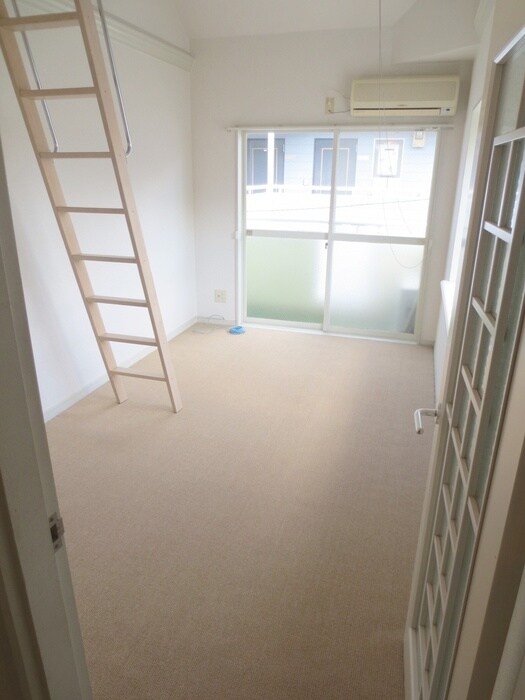 物件内観写真10　(居室)