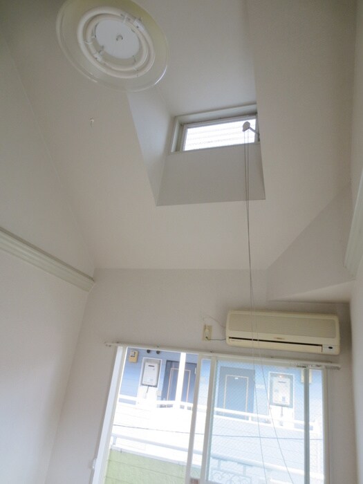 物件内観写真15　(居室)