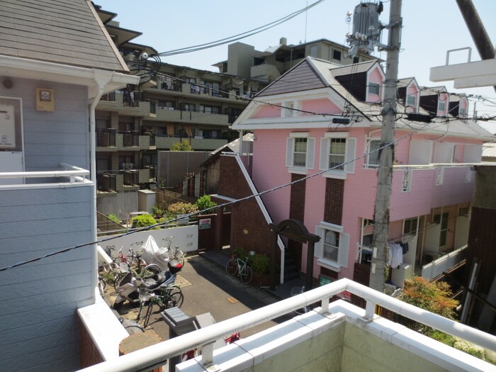 物件内観写真16　(室内からの展望)