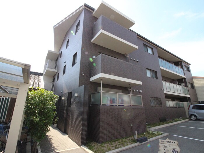 物件外観写真1　(外観写真)