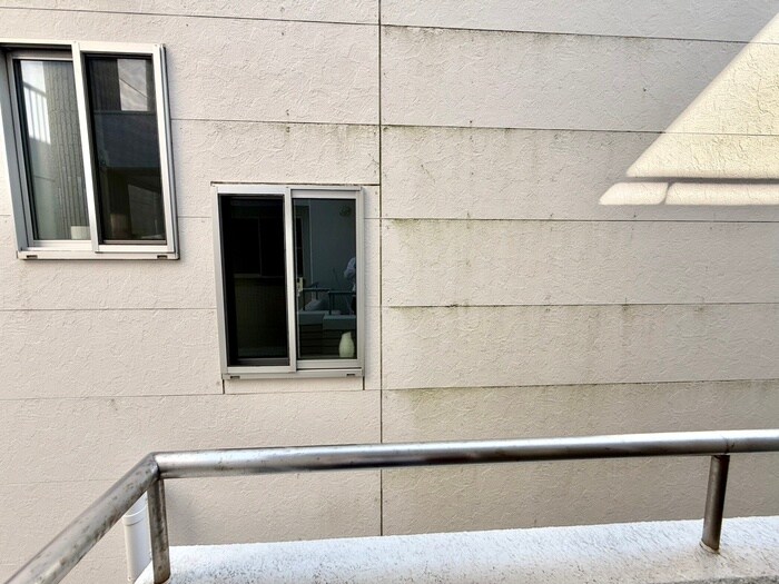 物件内観写真16　(室内からの展望)