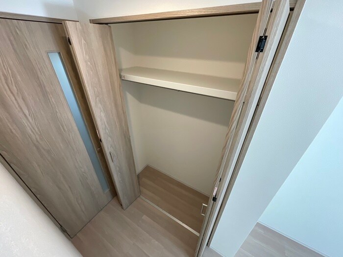 物件内観写真13　(収納)