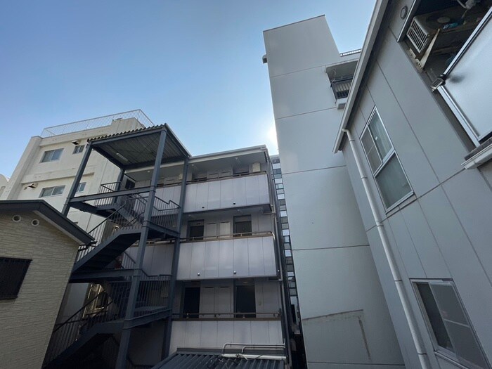 物件内観写真16　(室内からの展望)