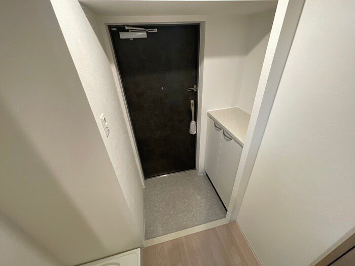 物件内観写真18　(玄関)
