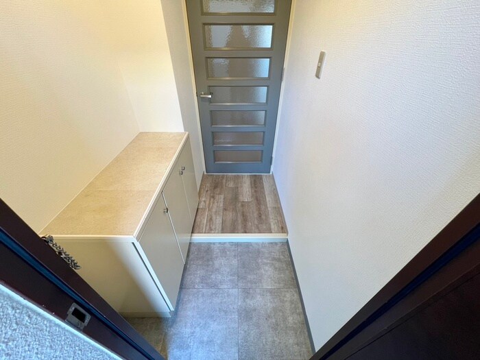 物件内観写真19　(玄関)