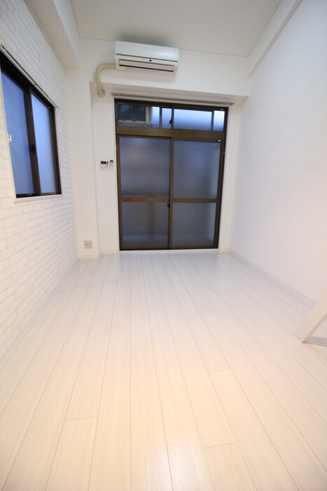 物件内観写真11　(居室)