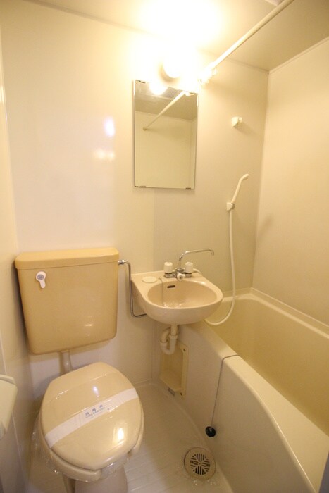 物件内観写真12　(バス／シャワールーム等)