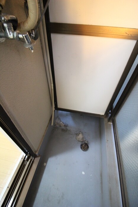 物件内観写真15　(洗濯機置場)