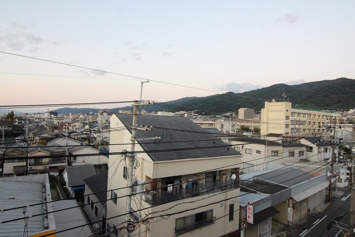 物件内観写真16　(室内からの展望)