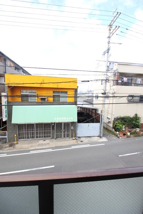 物件内観写真16　(室内からの展望)