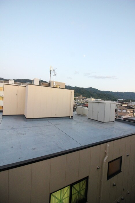 物件内観写真20　(室内からの展望)