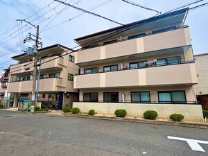 ユートミマンション外観写真