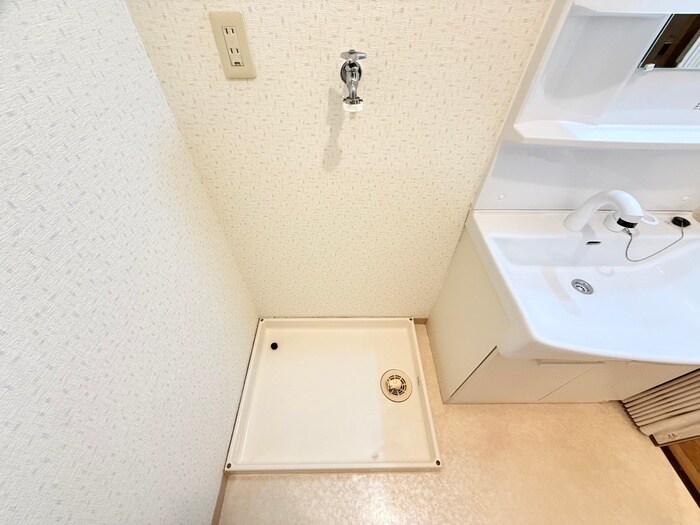 物件内観写真22　(洗濯機置場)