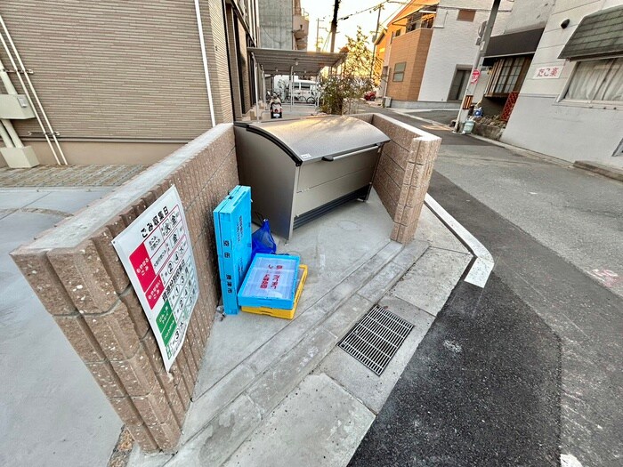 物件外観写真4　(建物設備)